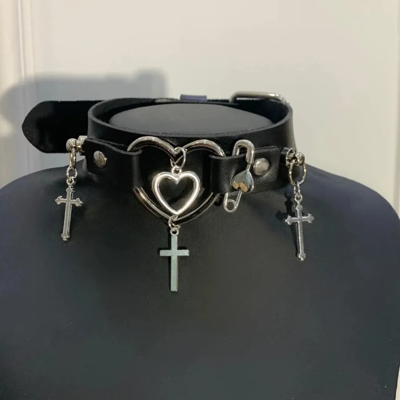 Cross My Heart Choker