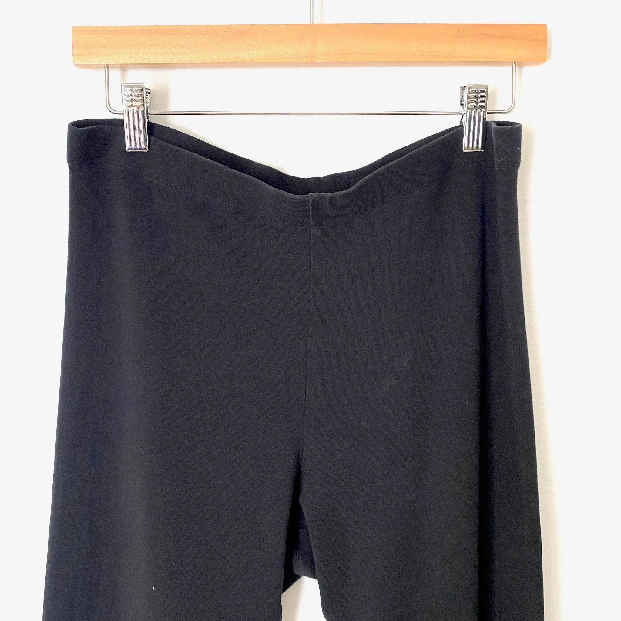 Forever 21 Black Capri Leggings- Size 1X (see notes, Inseam 22”)