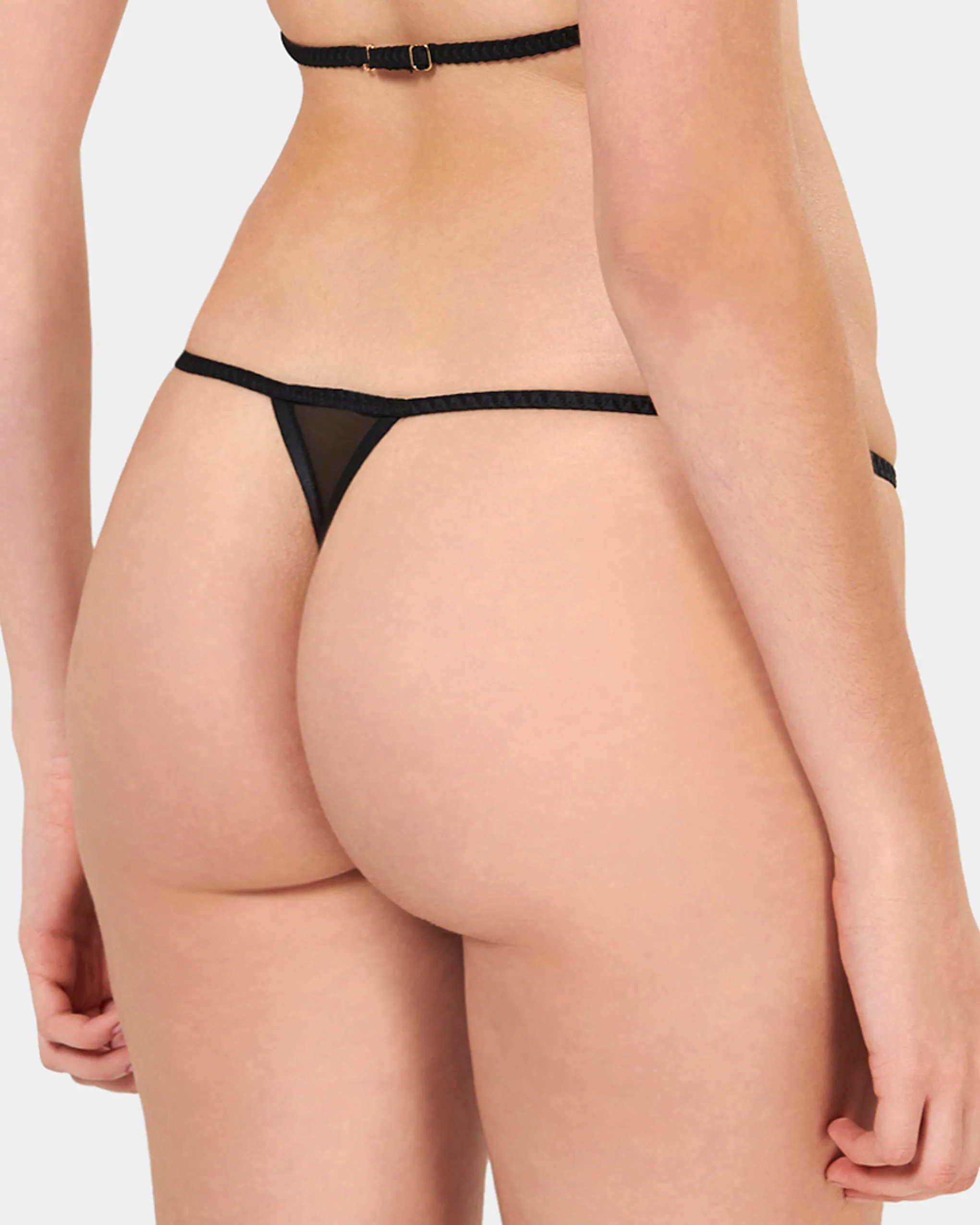 Lena Thong Black