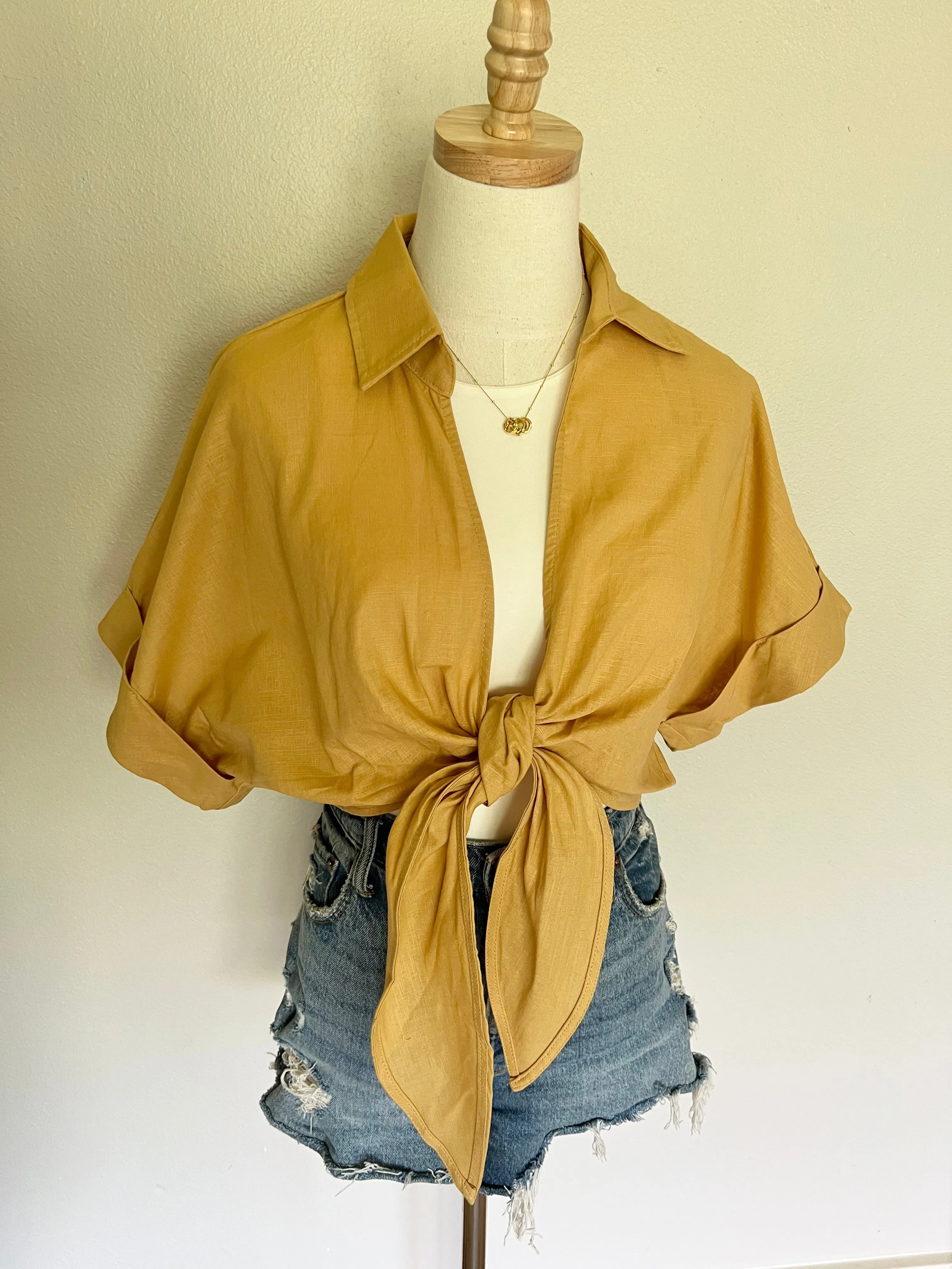 Marianna Cropped Collared Button Down Blouse