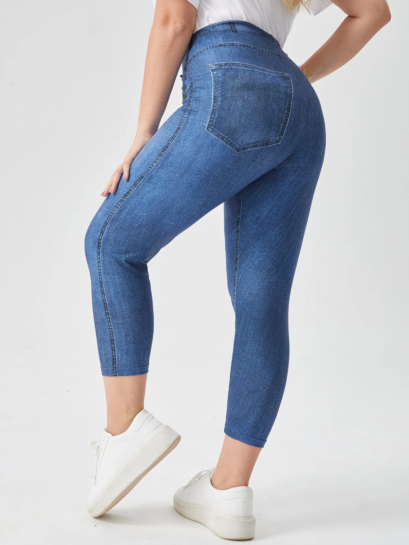 Plain Pocket Capris Plus Size Leggings